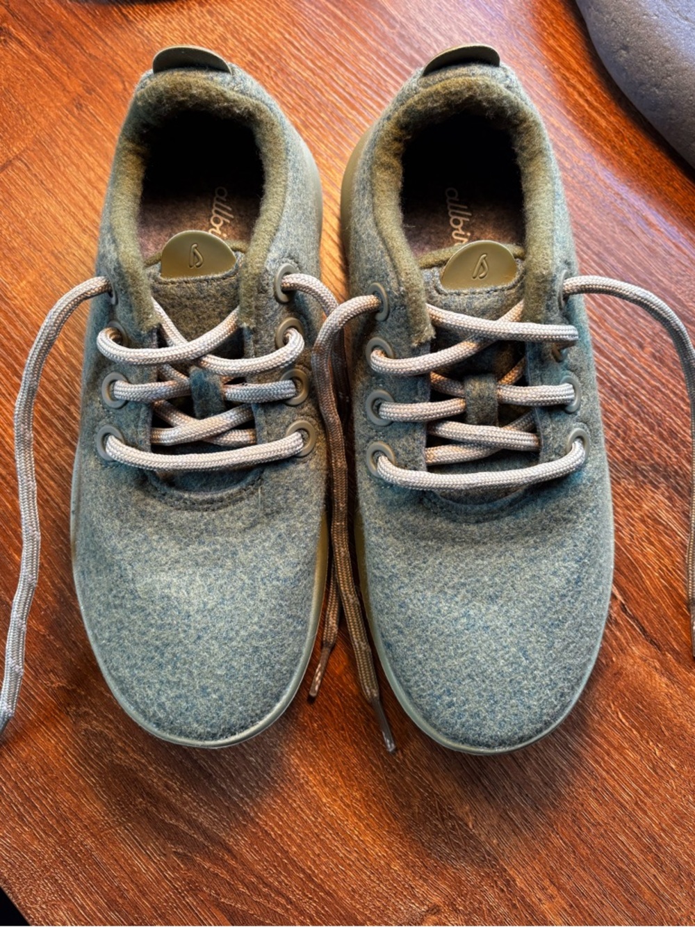 Allbirds Merino Wool Sneakers Size 6 - Green